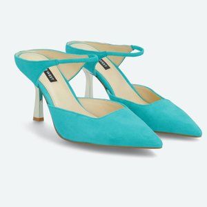 NINE WEST Madys Suede Heel Teal Green size 5- New without tags/box